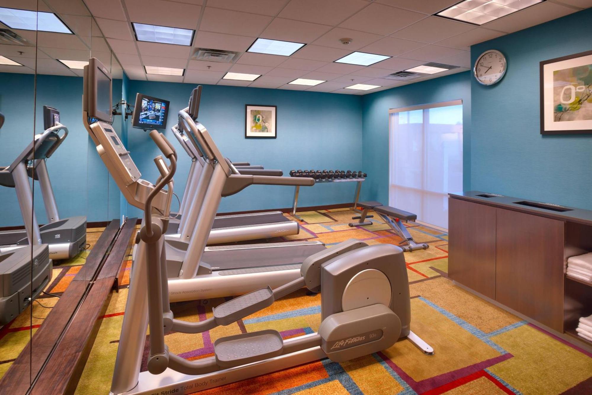 Fairfield Inn & Suites By Marriott Gillette Bagian luar foto