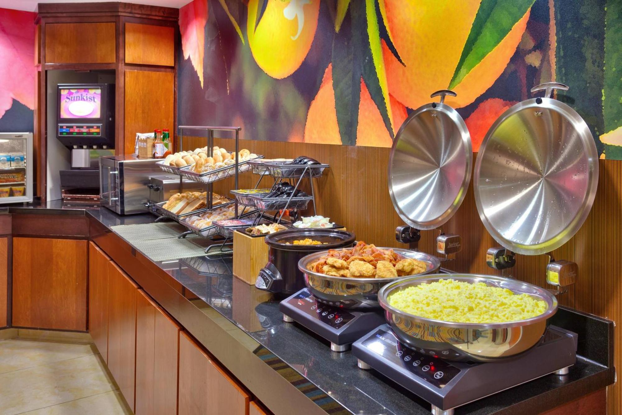 Fairfield Inn & Suites By Marriott Gillette Bagian luar foto